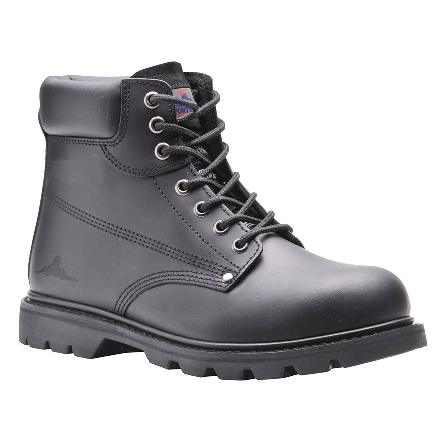 Black Portwest Steelite Welted Safety Boot. Boot has a Black sole, Protective toe and Black laces.