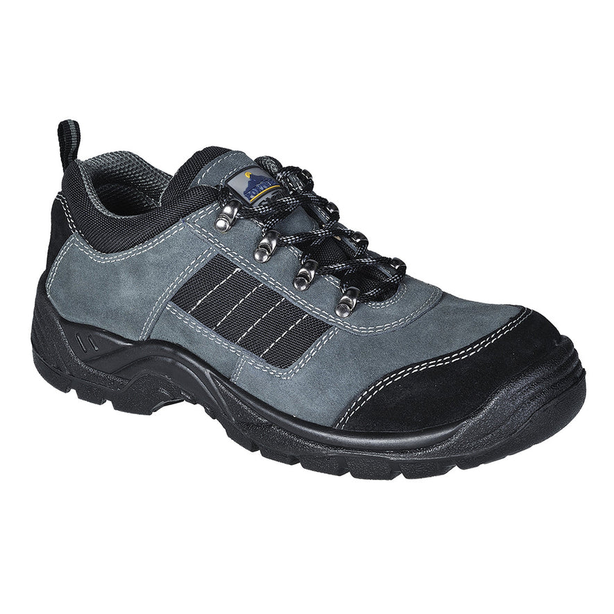 Black Portwest Steelite Trekker Safety Shoe. Shoe has a black sole, Protective toe and black and grey laces. Boot has grey contrast though out the main part of the boot.