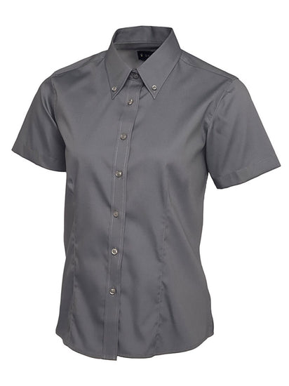 Uneek Clothing UC704 Ladies Pinpoint Oxford Half Sleeve Shirt in charcoal with charcoal buttons and collar with charcoal buttons.