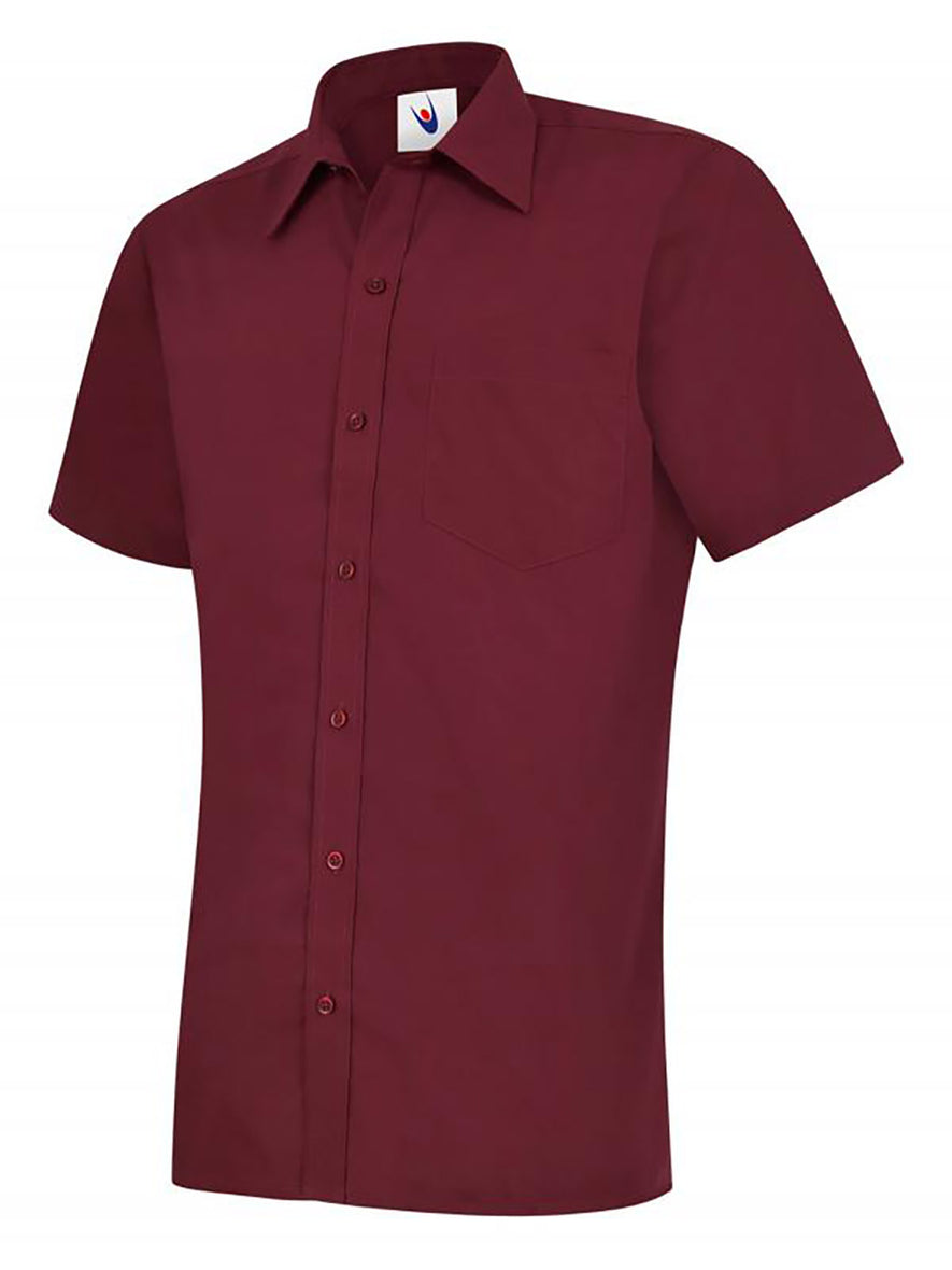 Uneek Clothing UC710 Mens Poplin Half Short Sleeve Shirt in burgundy with collar, pocket on left chest and burgundy buttons down front.