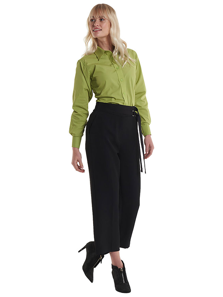 Person wearing Uneek Clothing UC711 Ladies Poplin Full Long Sleeve Shirt in lime with collar and lime buttons down front.